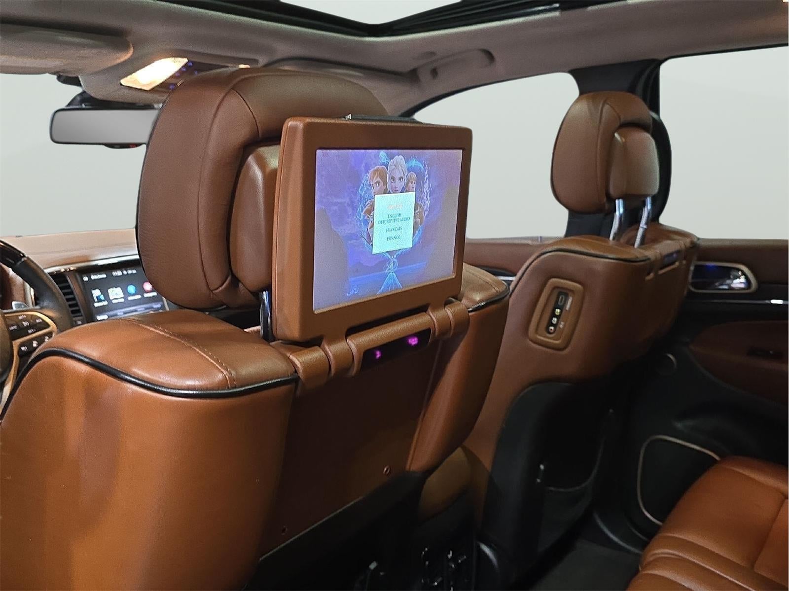 2016 Jeep GRAND CHEROKEE Base