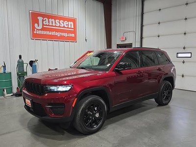 2024 Jeep Grand Cherokee Altitude