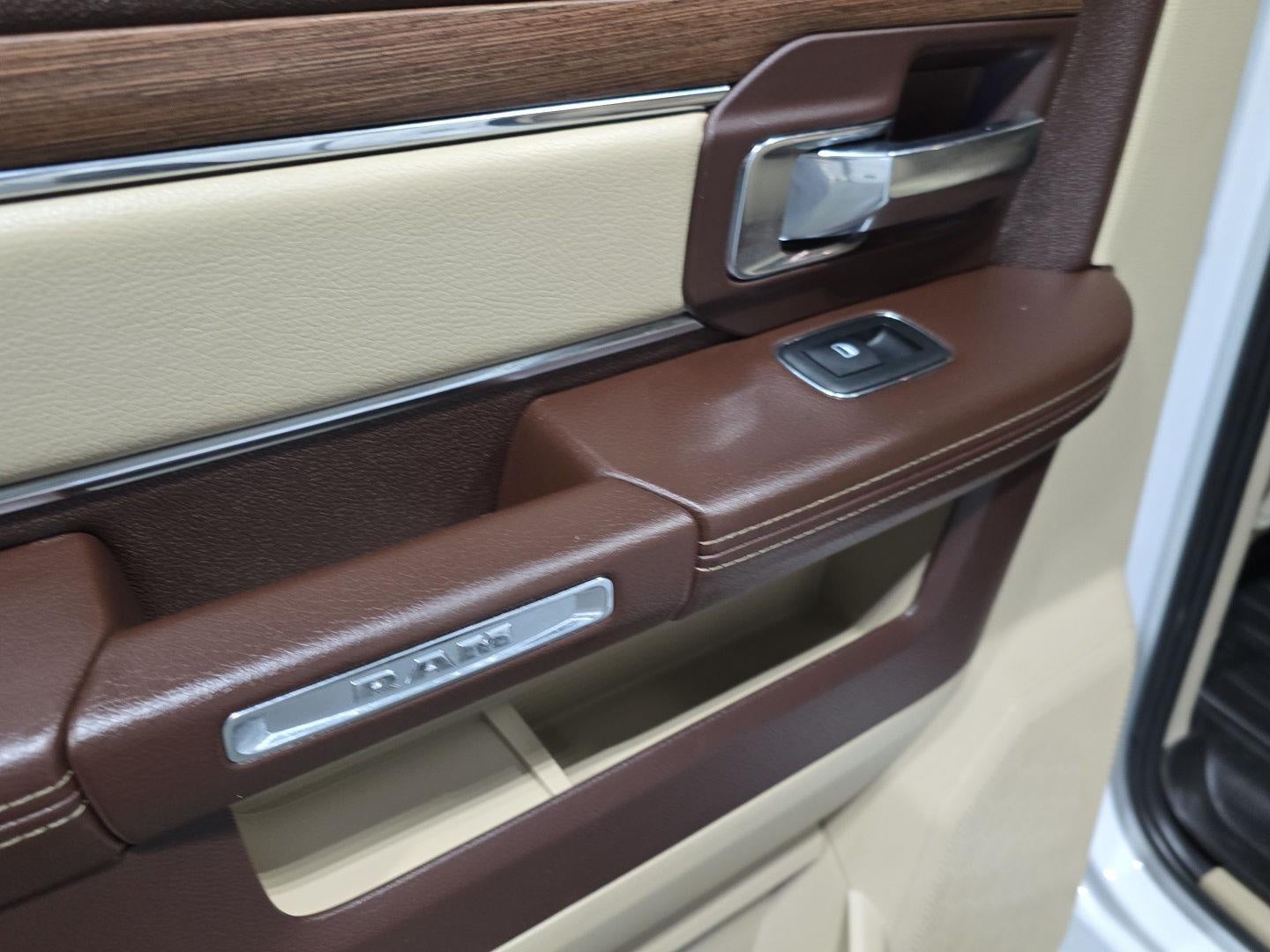 2014 RAM 1500 Laramie