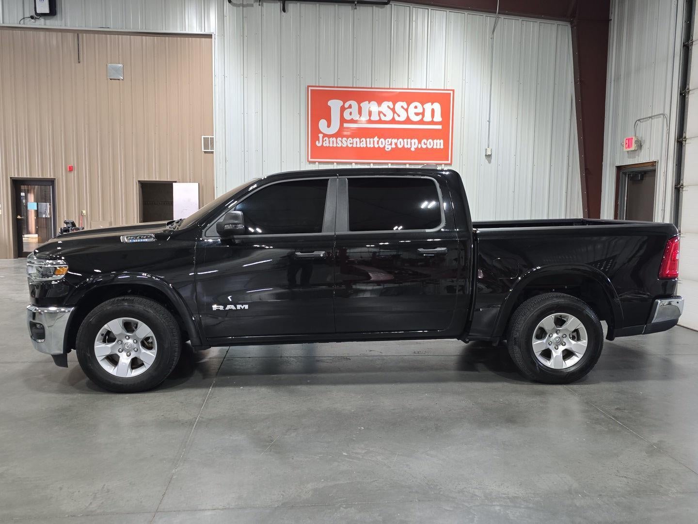 2025 RAM 1500 Big Horn