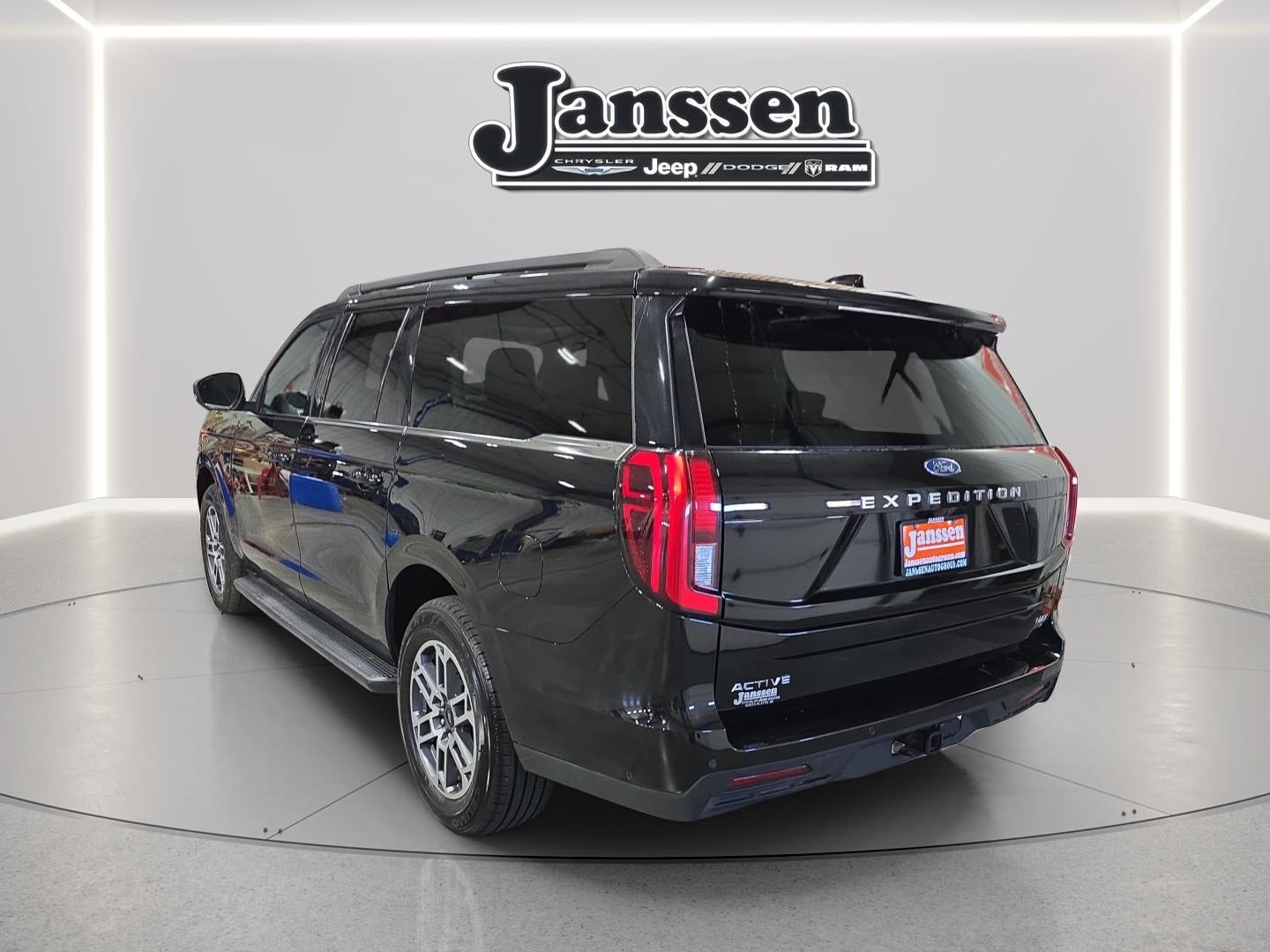 2025 Ford Expedition Max Active