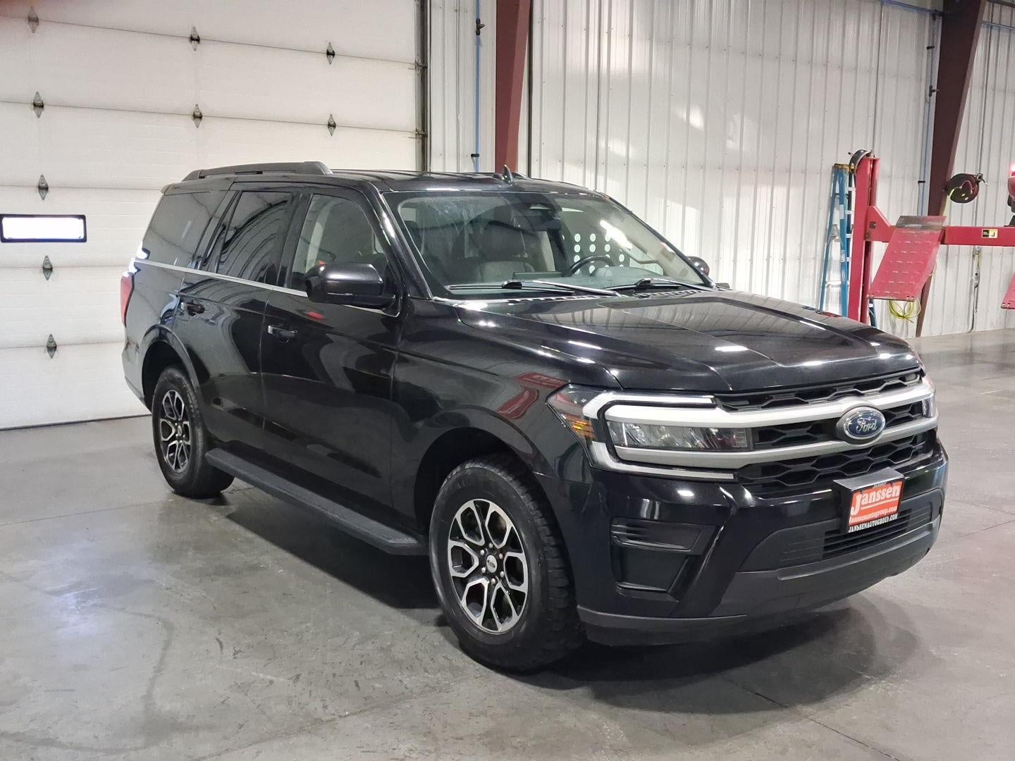 2024 Ford Expedition XLT