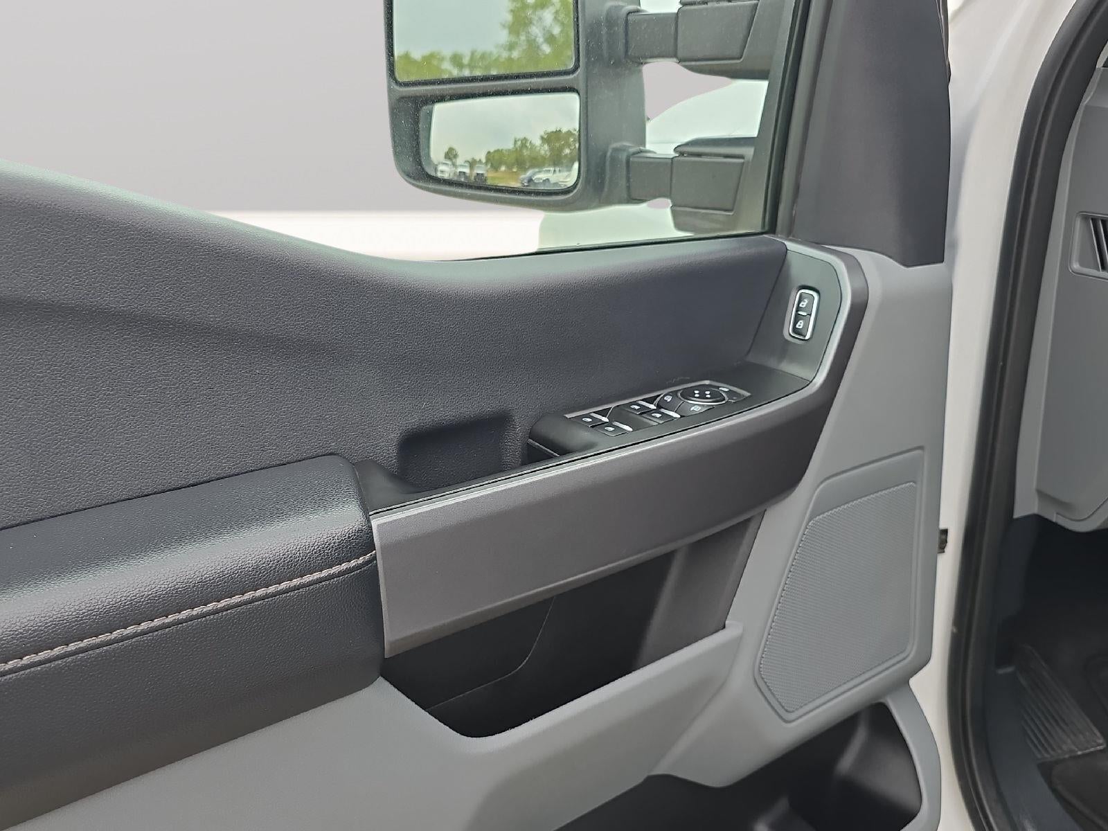 2025 Ford Super Duty F-250 SRW XLT