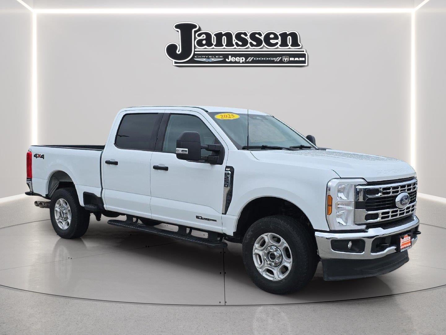 2025 Ford Super Duty F-250 SRW XLT