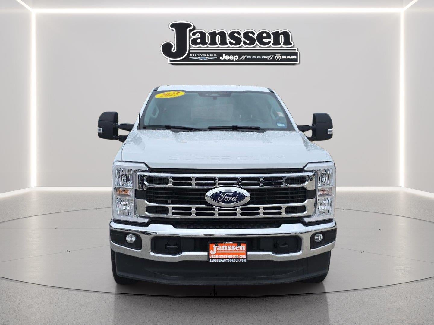 2025 Ford Super Duty F-250 SRW XLT