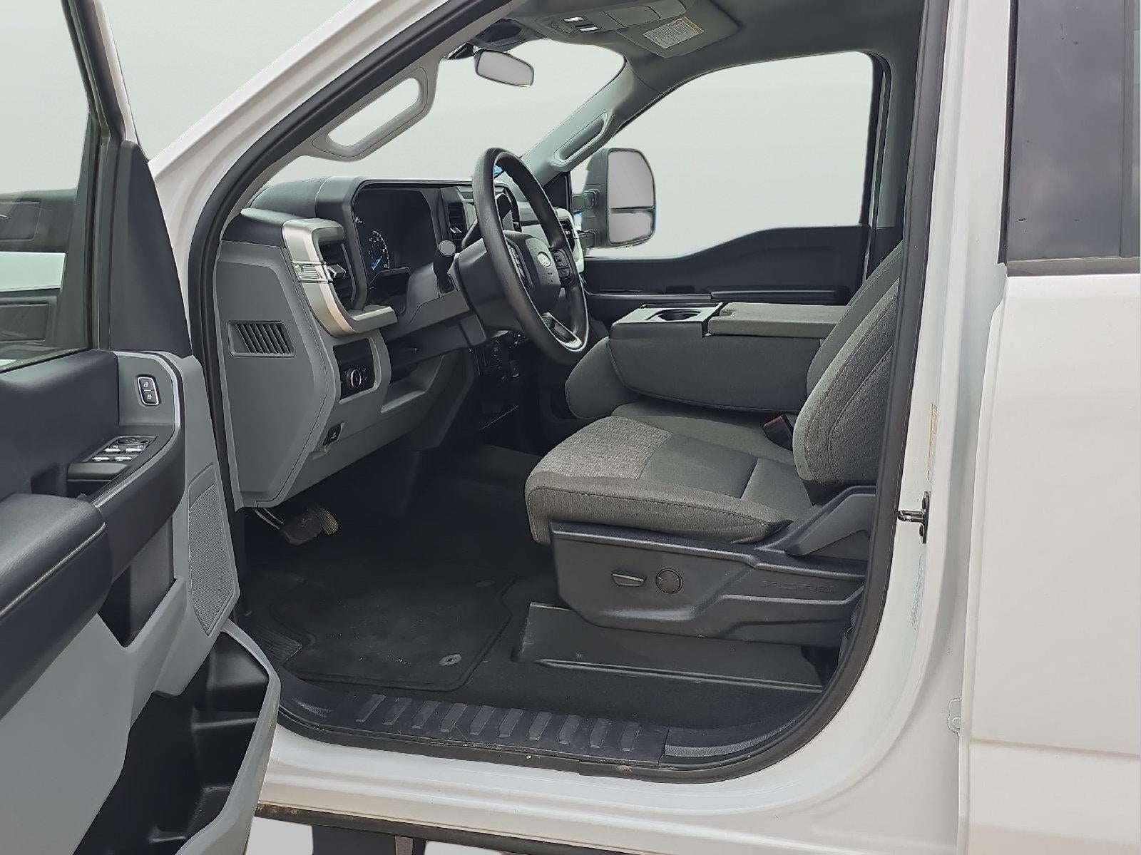2025 Ford Super Duty F-250 SRW XLT