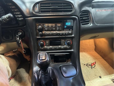 2000 Chevrolet Corvette Base