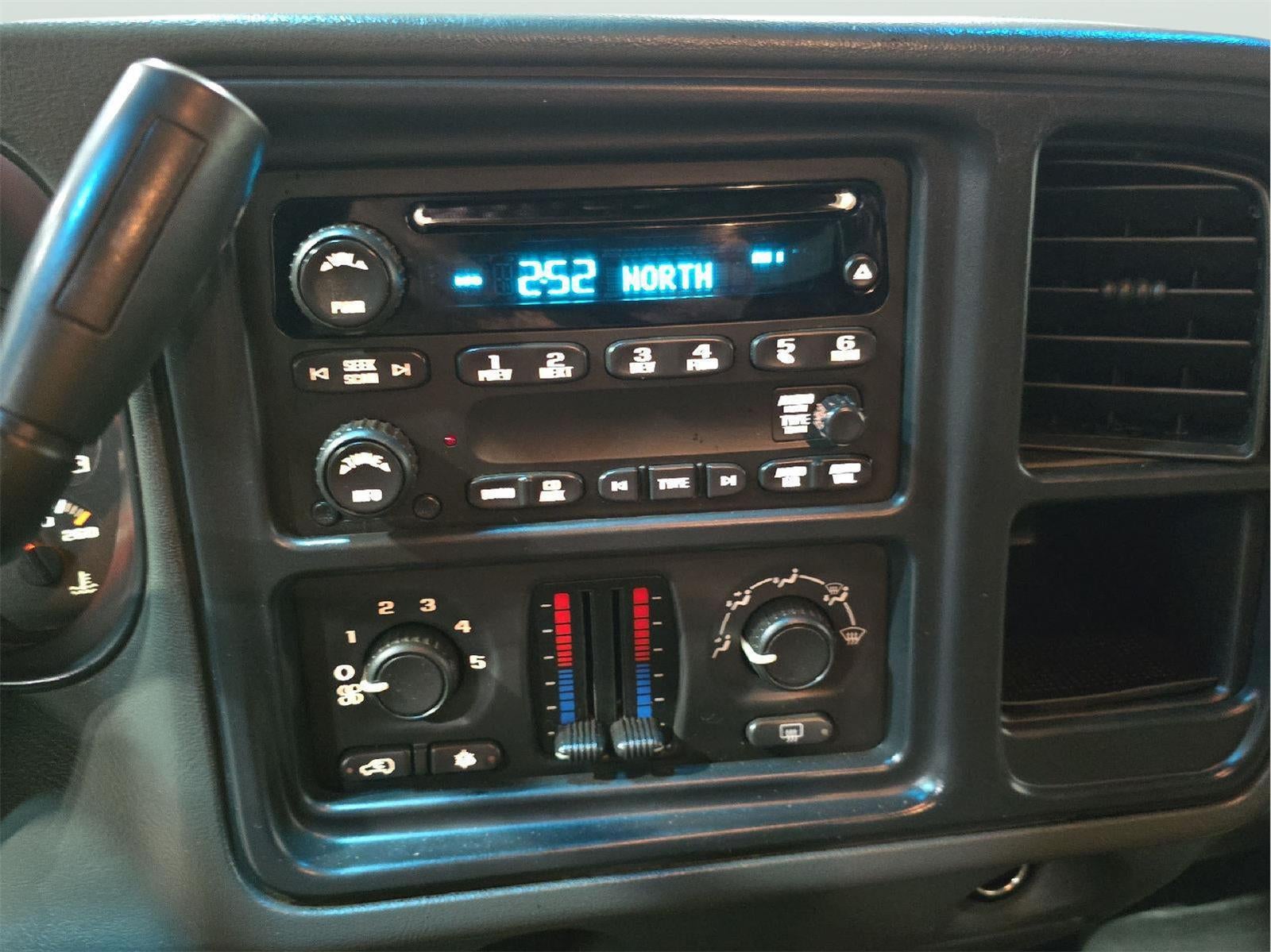 2005 Chevrolet Silverado 2500HD LS