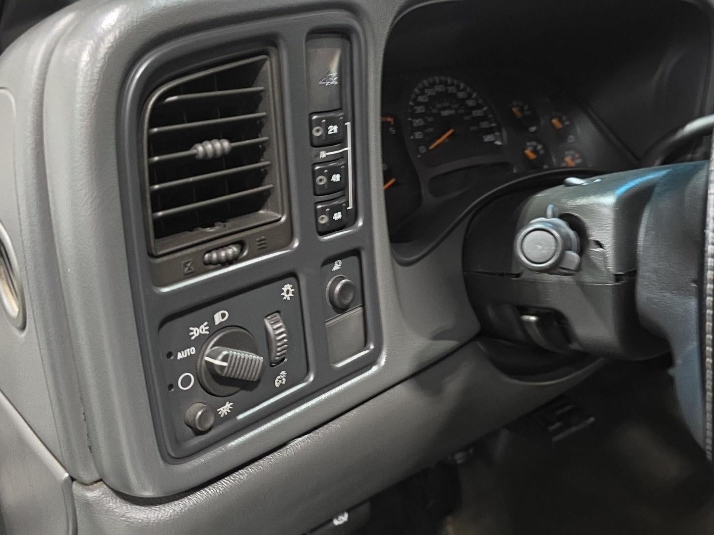 2003 Chevrolet Silverado 3500 LS