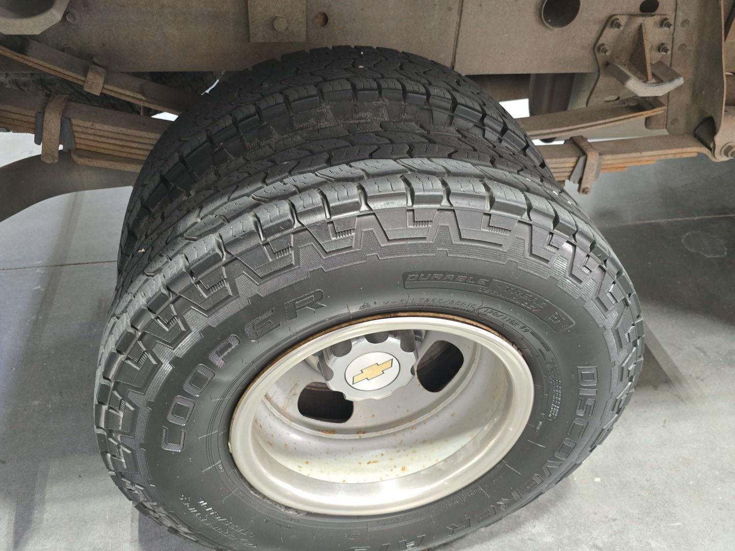 2003 Chevrolet Silverado 3500 LS