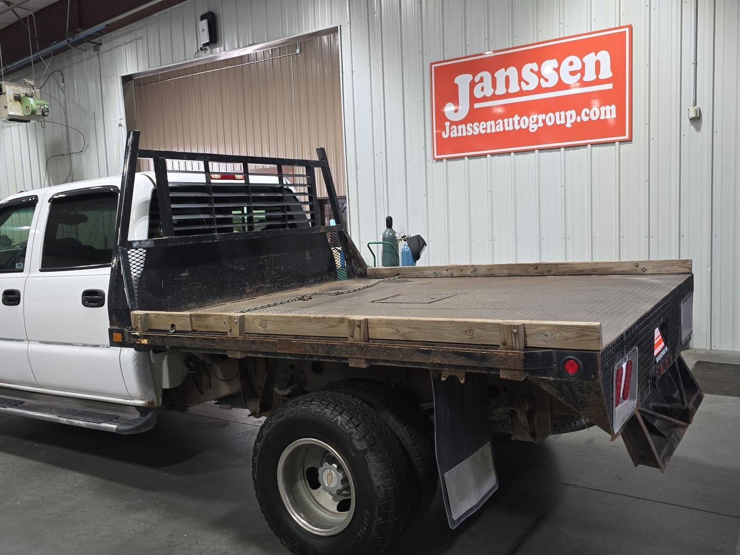 2003 Chevrolet Silverado 3500 LS