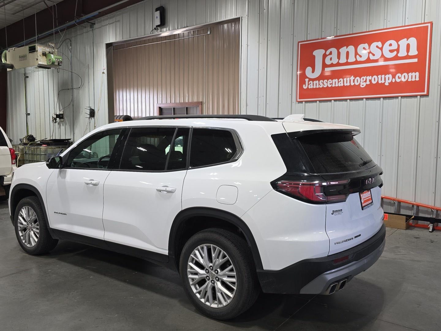 2024 GMC Acadia AWD Elevation