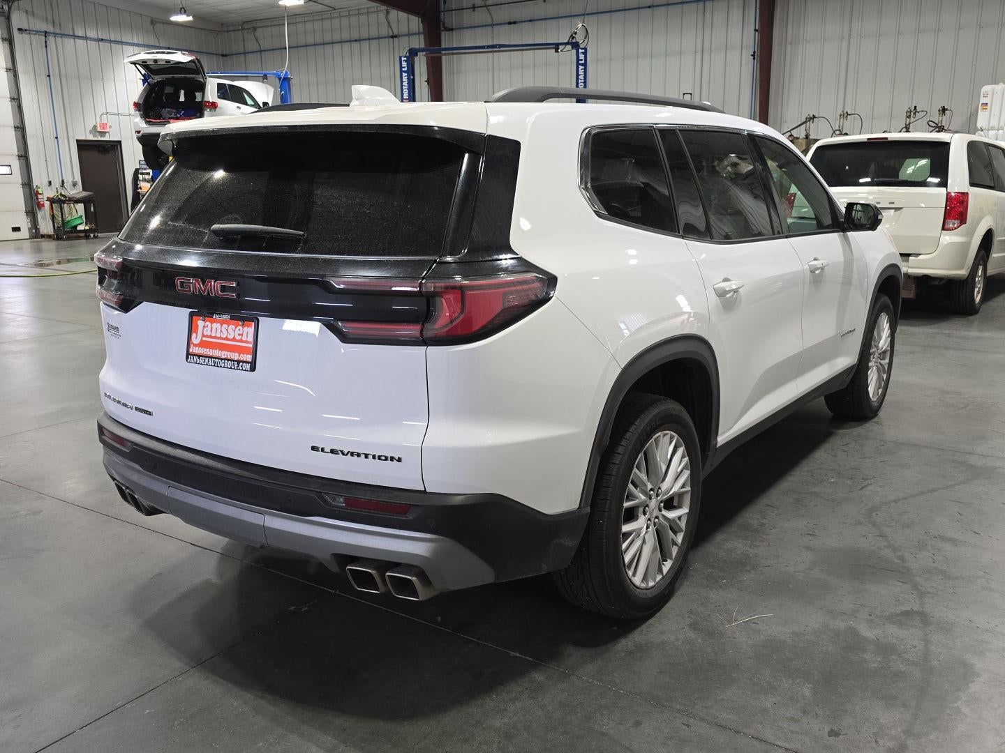 2024 GMC Acadia AWD Elevation