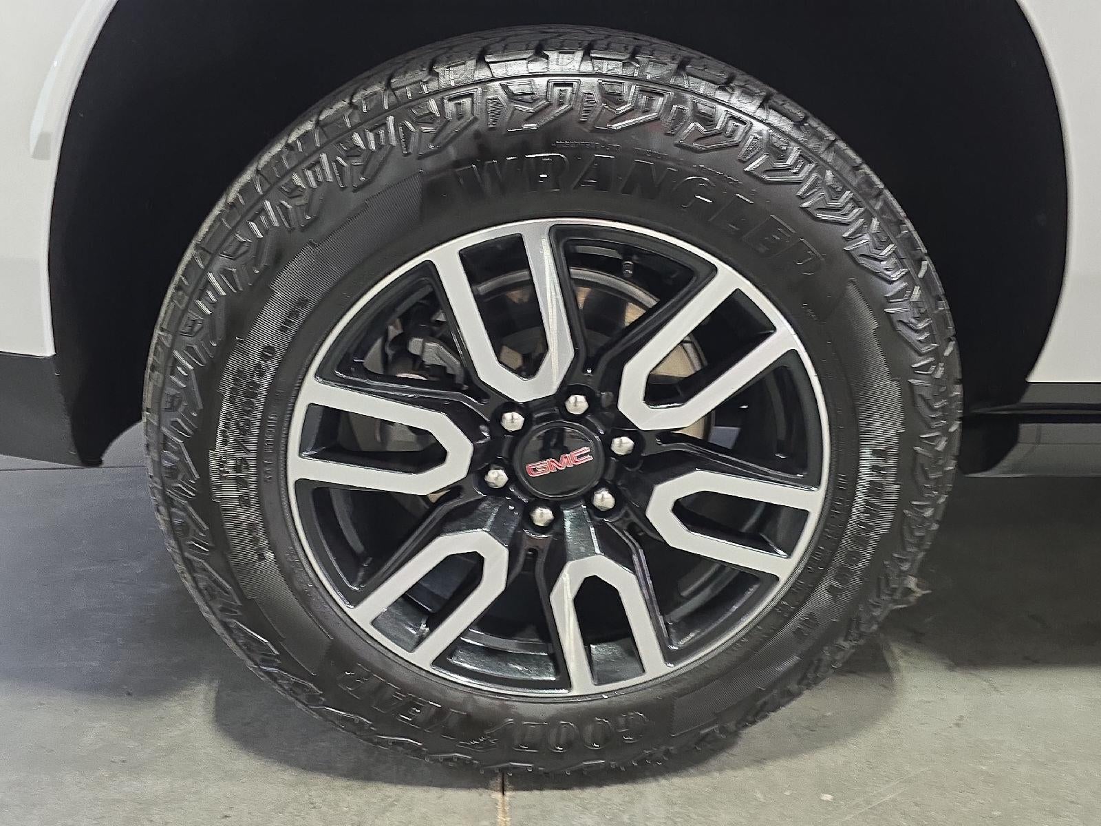 2024 GMC Yukon XL AT4