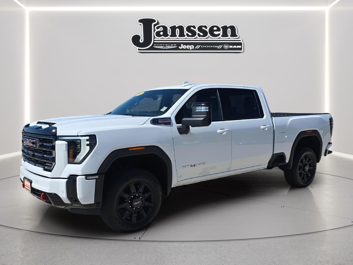 2025 GMC Sierra 2500HD AT4