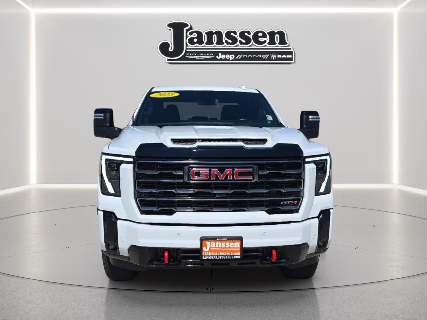 2025 GMC Sierra 2500HD AT4