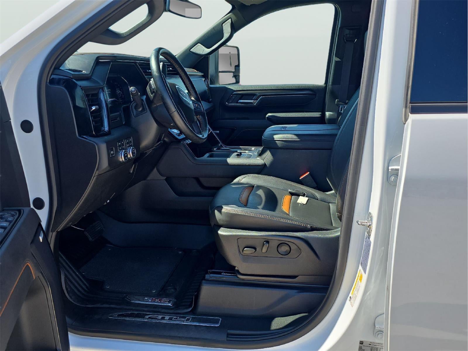 2025 GMC Sierra 2500HD AT4