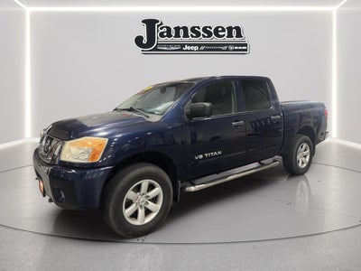 2012 Nissan Titan SV