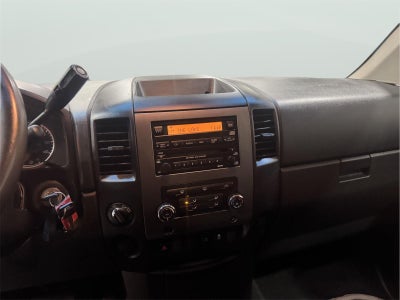 2012 Nissan Titan SV