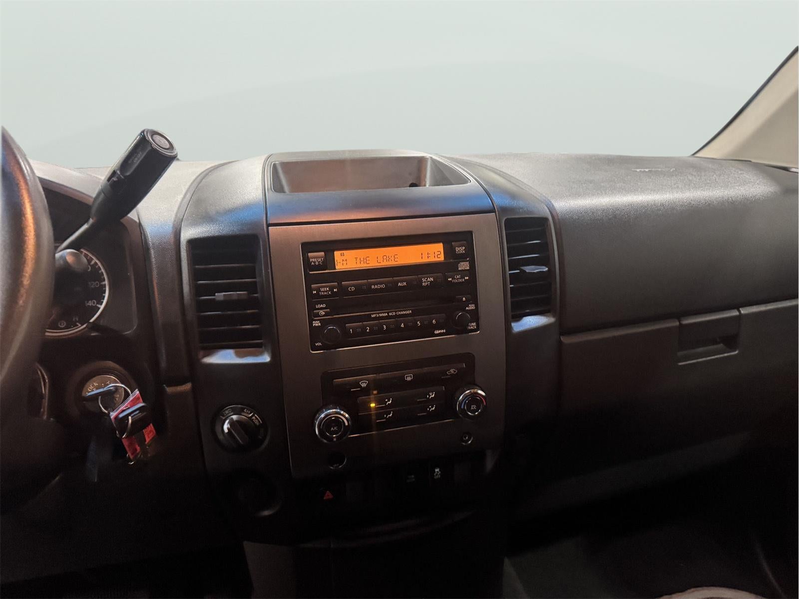 2012 Nissan Titan SV