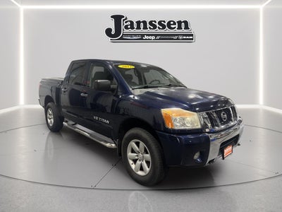 2012 Nissan Titan SV