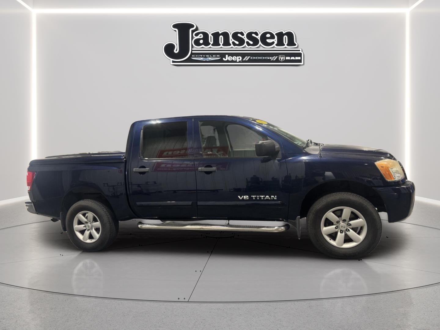 2012 Nissan Titan SV