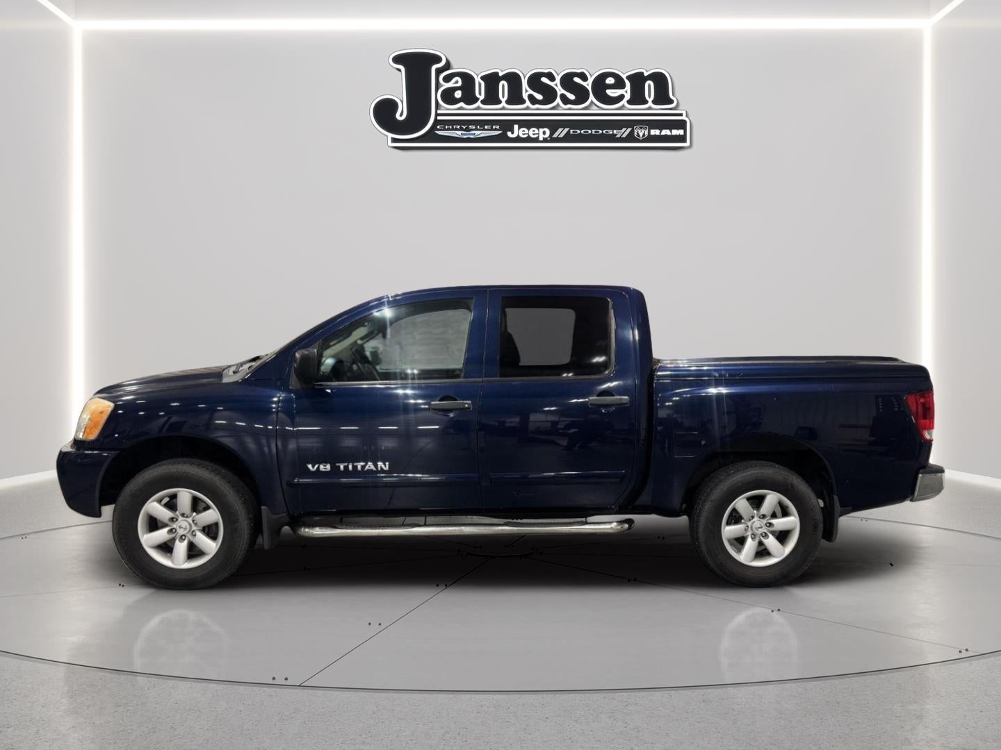 2012 Nissan Titan SV