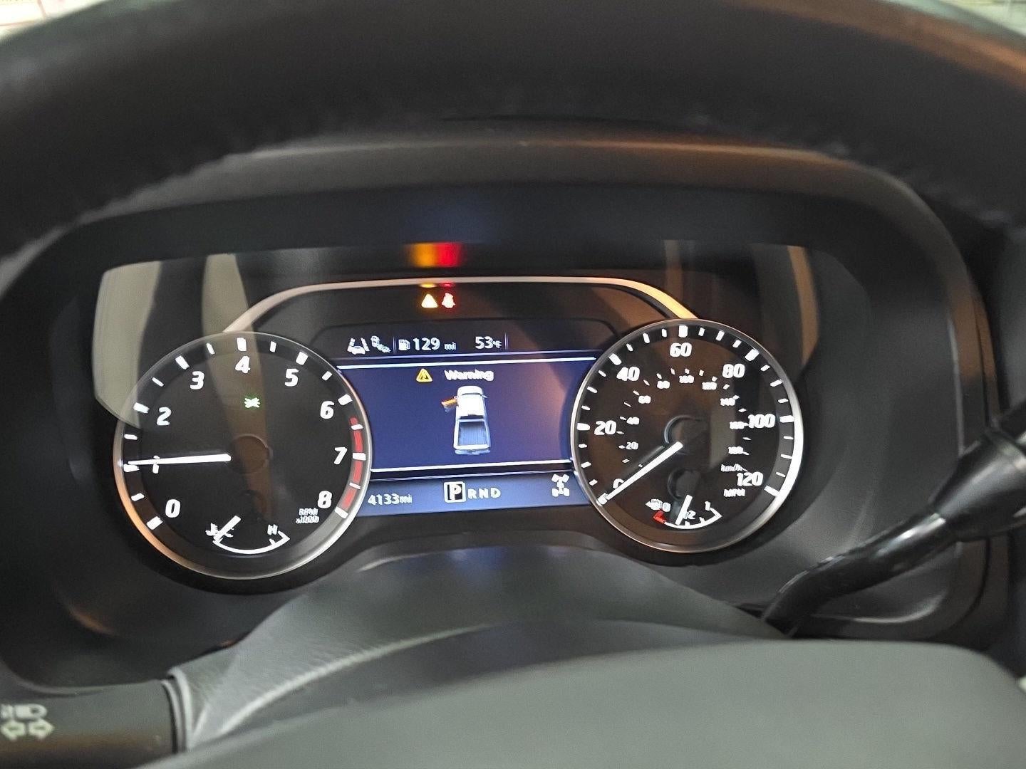 2023 Nissan Titan SV