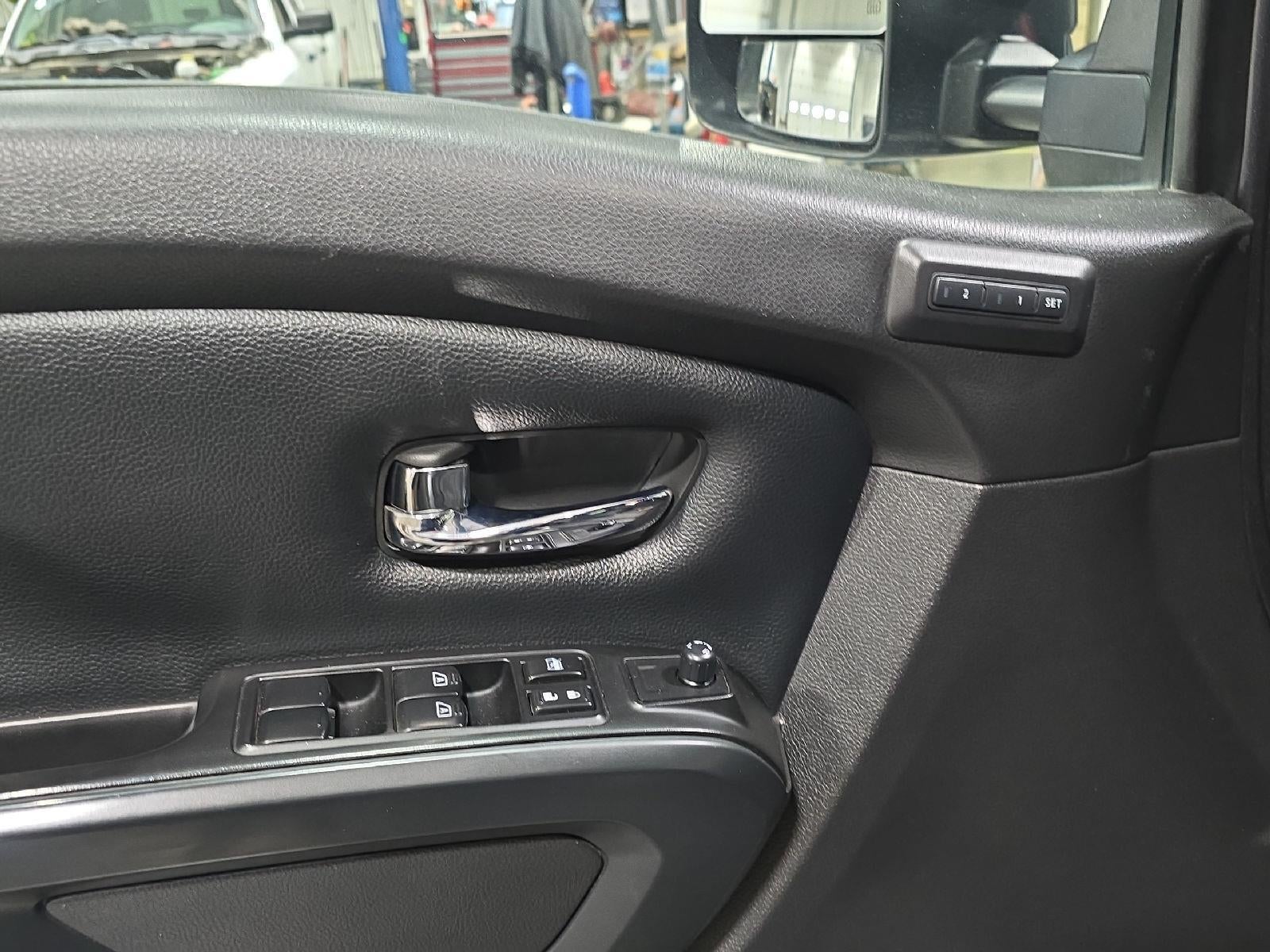 2018 Nissan Titan XD SL