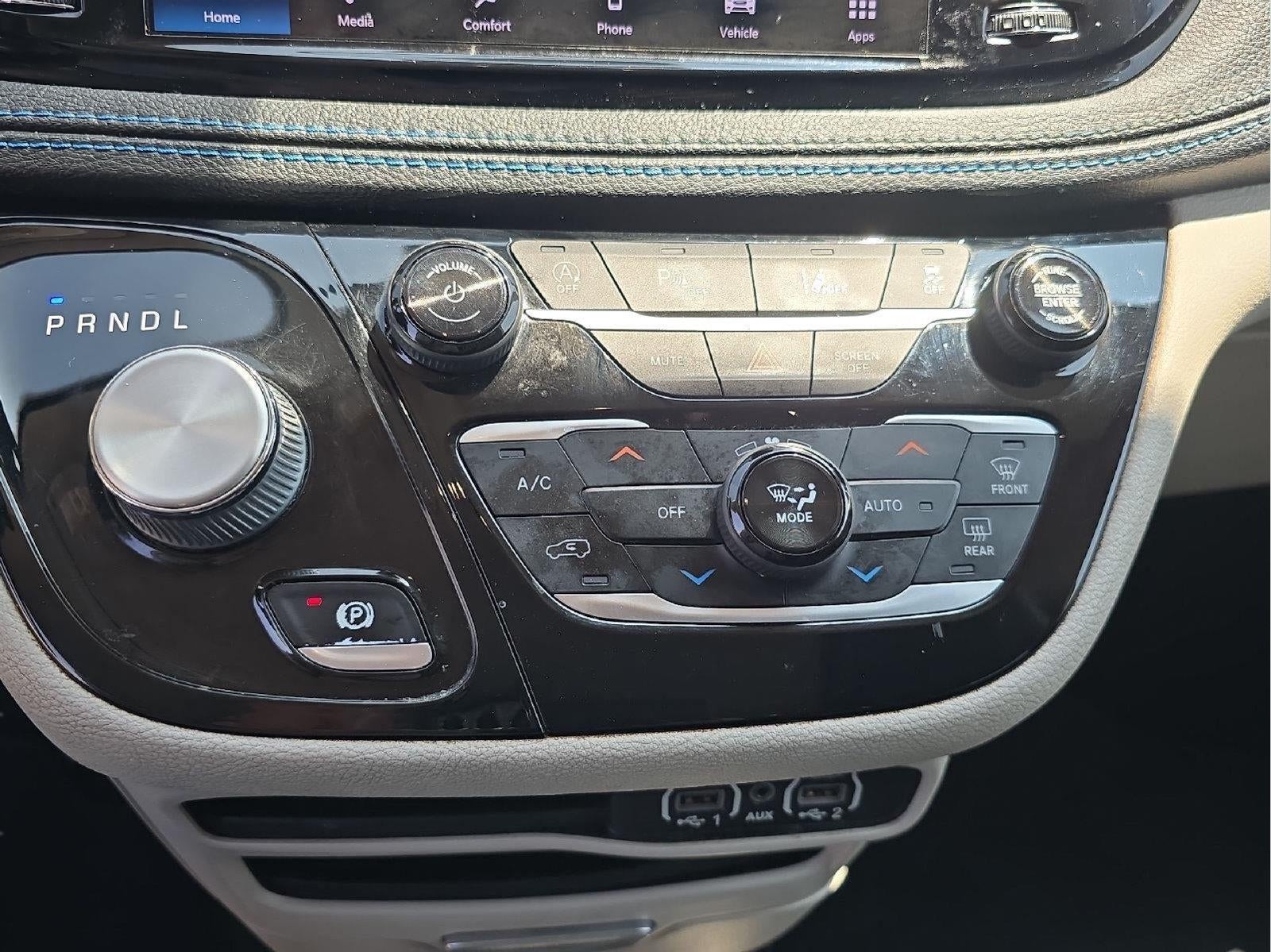 2021 Chrysler Pacifica Touring L