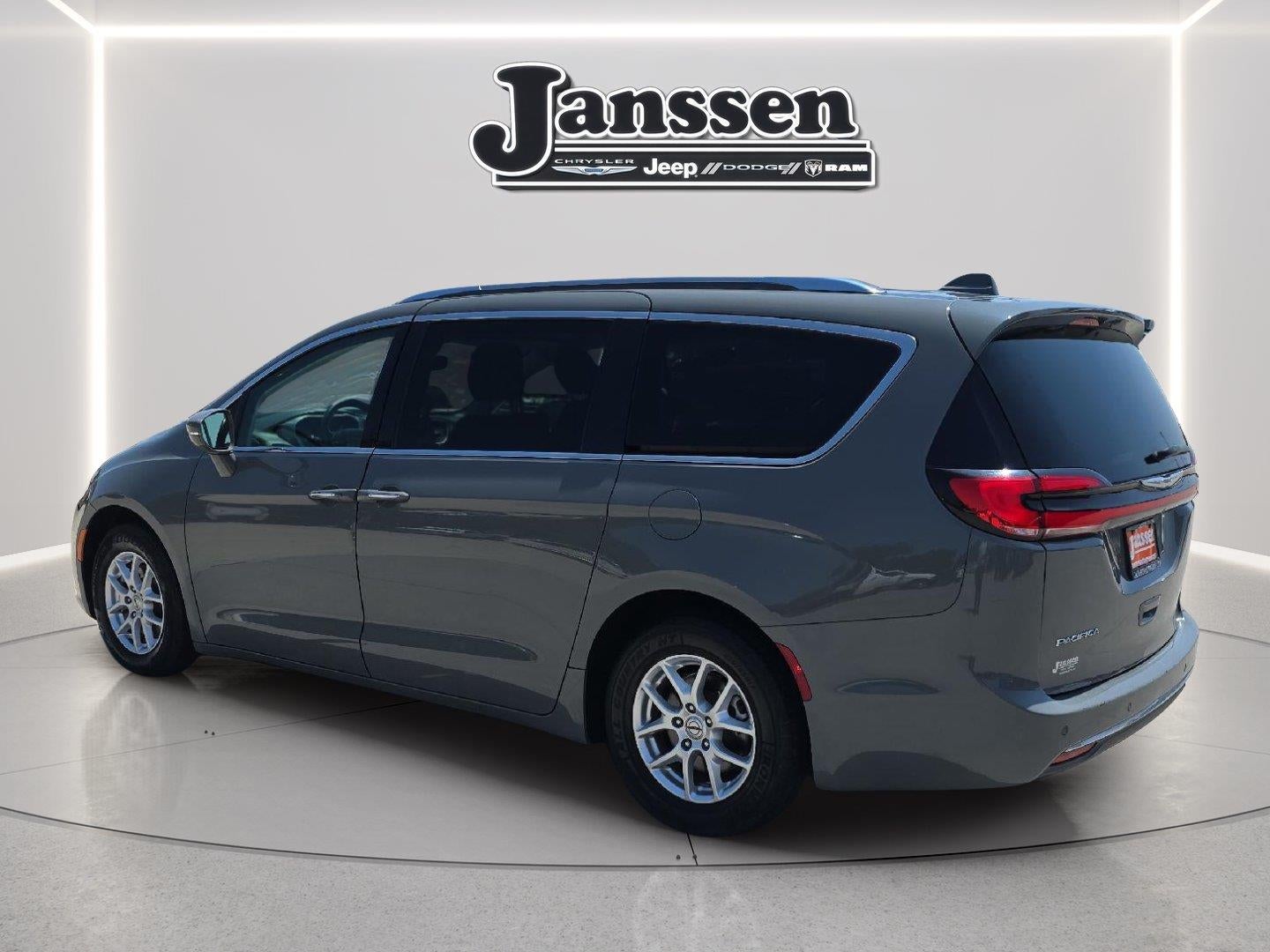 2021 Chrysler Pacifica Touring L