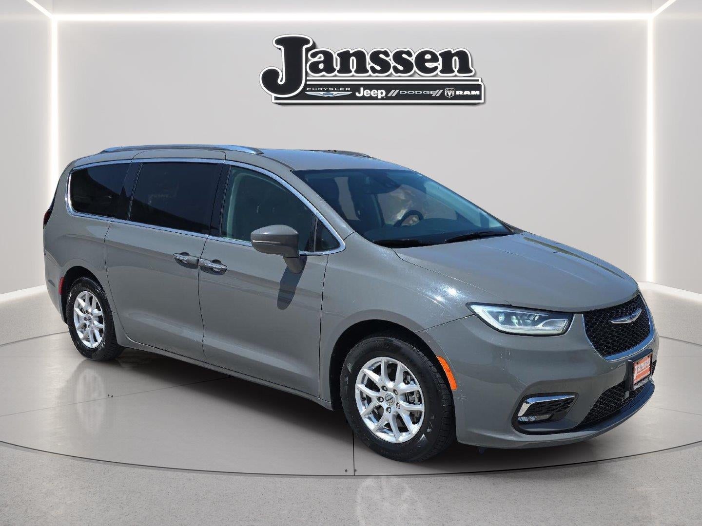2021 Chrysler Pacifica Touring L