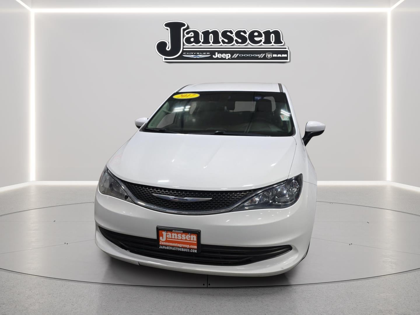 2017 Chrysler Pacifica Touring