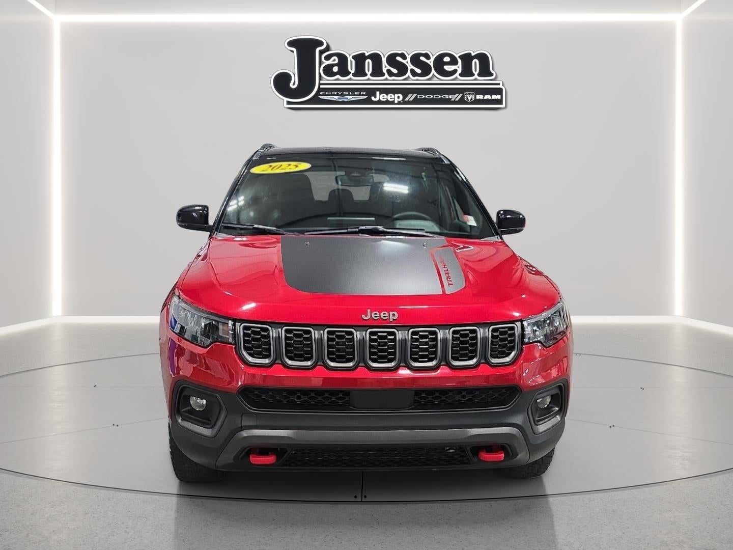 2025 Jeep Compass Trailhawk