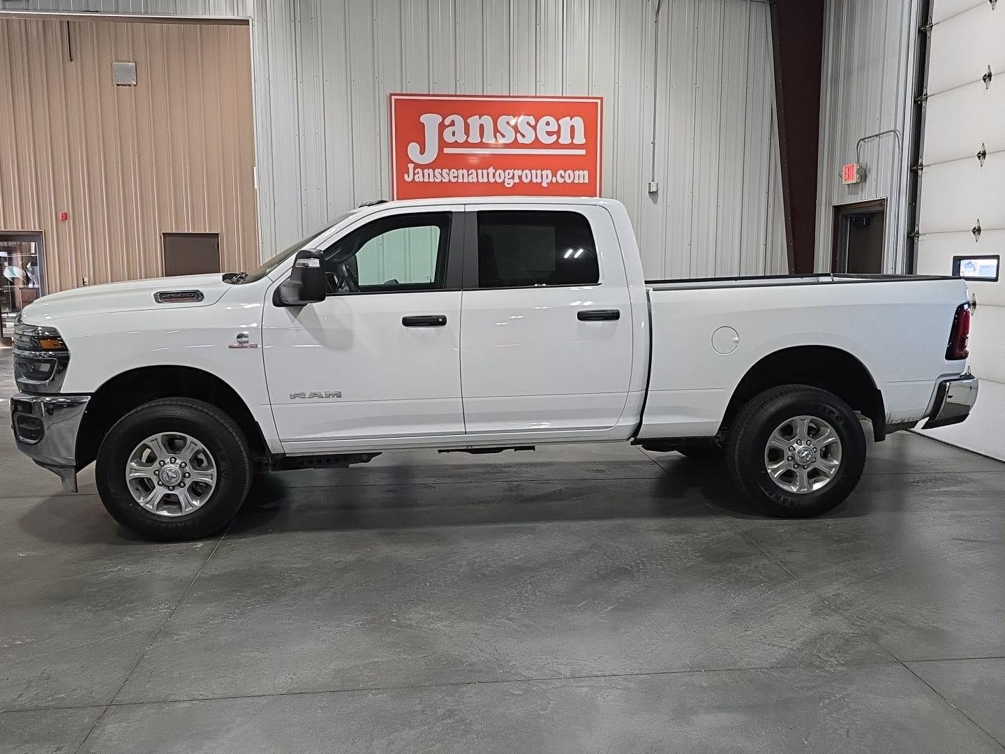 2025 RAM 2500 Big Horn