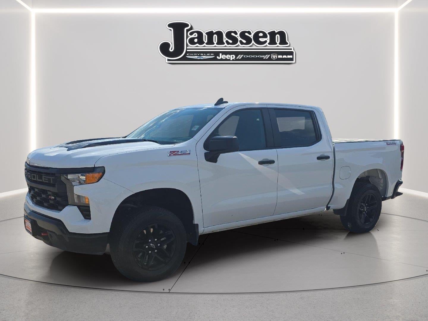2025 Chevrolet Silverado 1500 Custom Trail Boss