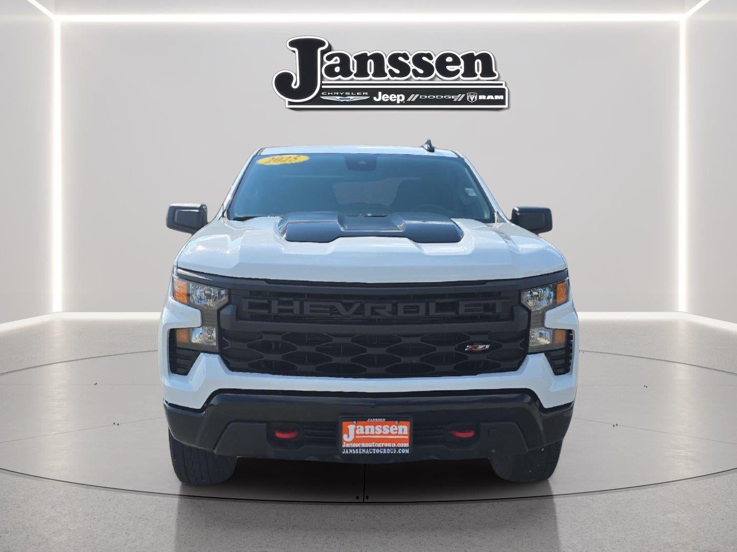 2025 Chevrolet Silverado 1500 Custom Trail Boss