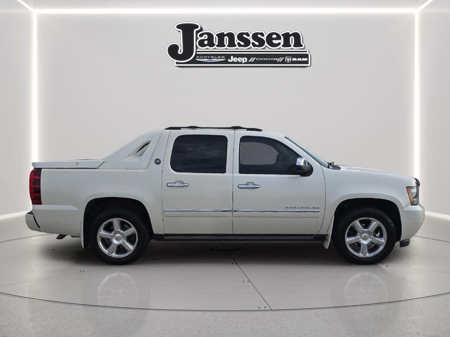 2013 Chevrolet Avalanche LTZ