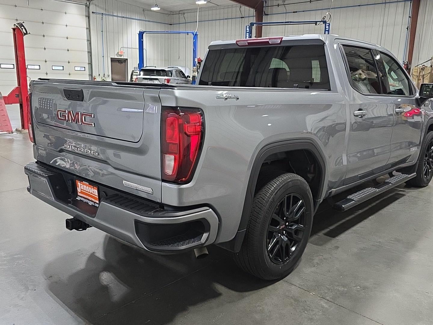 2023 GMC Sierra 1500 Elevation