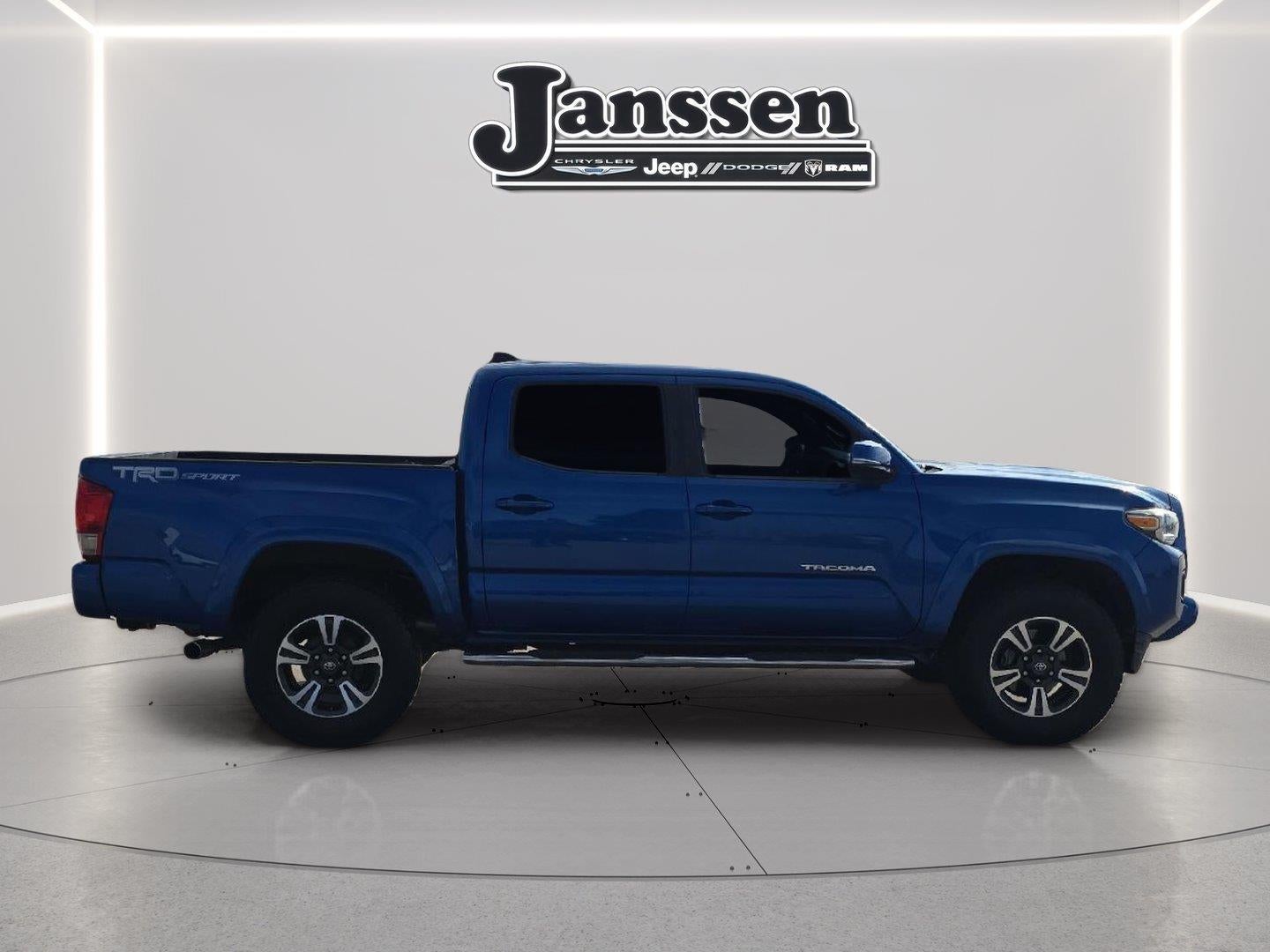 2016 Toyota Tacoma TRD Sport