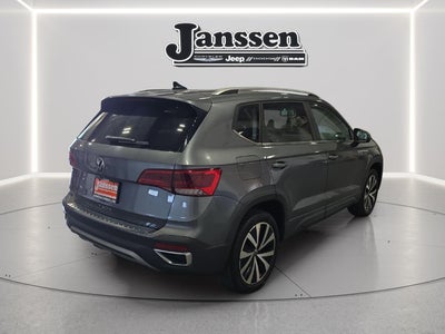 2022 Volkswagen Taos SE
