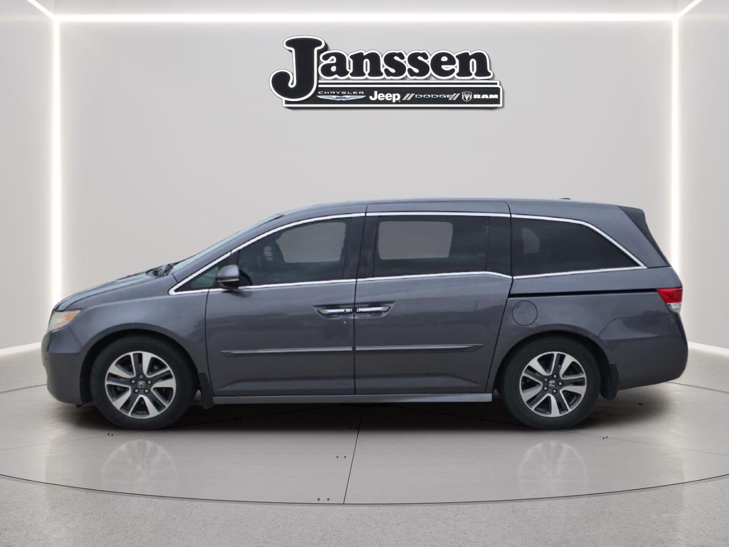Used 2015 Honda Odyssey Touring with VIN 5FNRL5H95FB056640 for sale in North Platte, NE