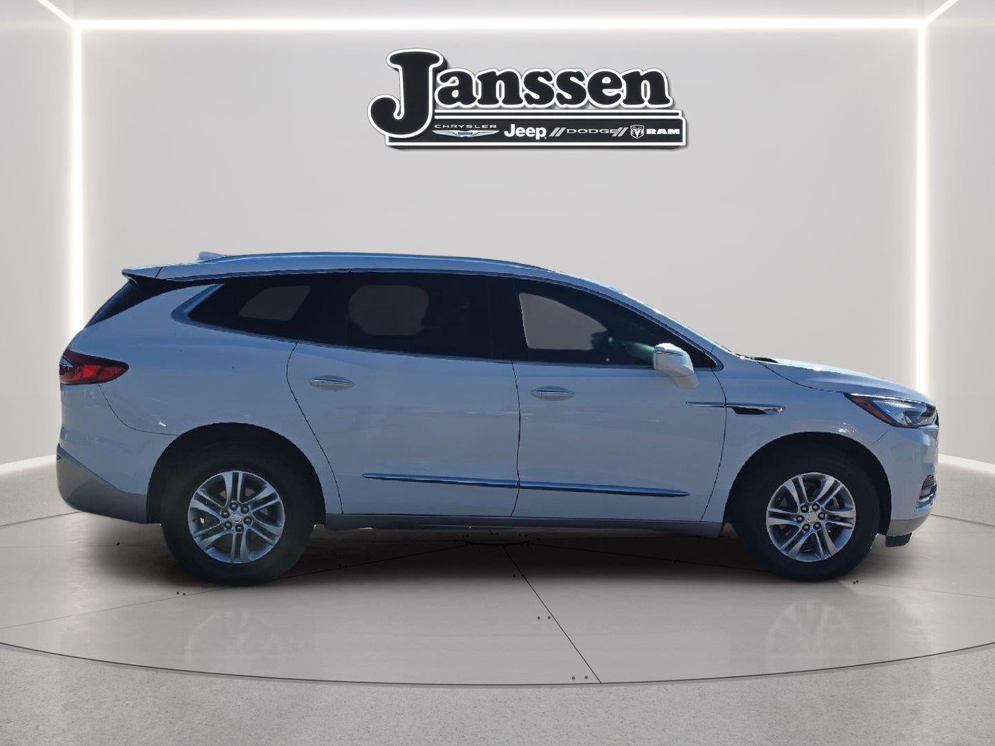 2020 Buick Enclave Essence