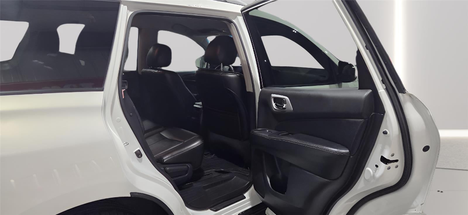 2014 Nissan Pathfinder SL