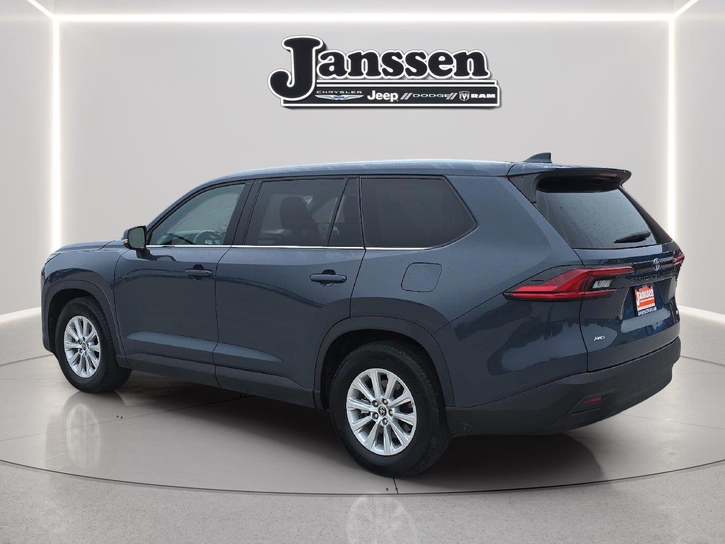 2025 Toyota Grand Highlander XLE