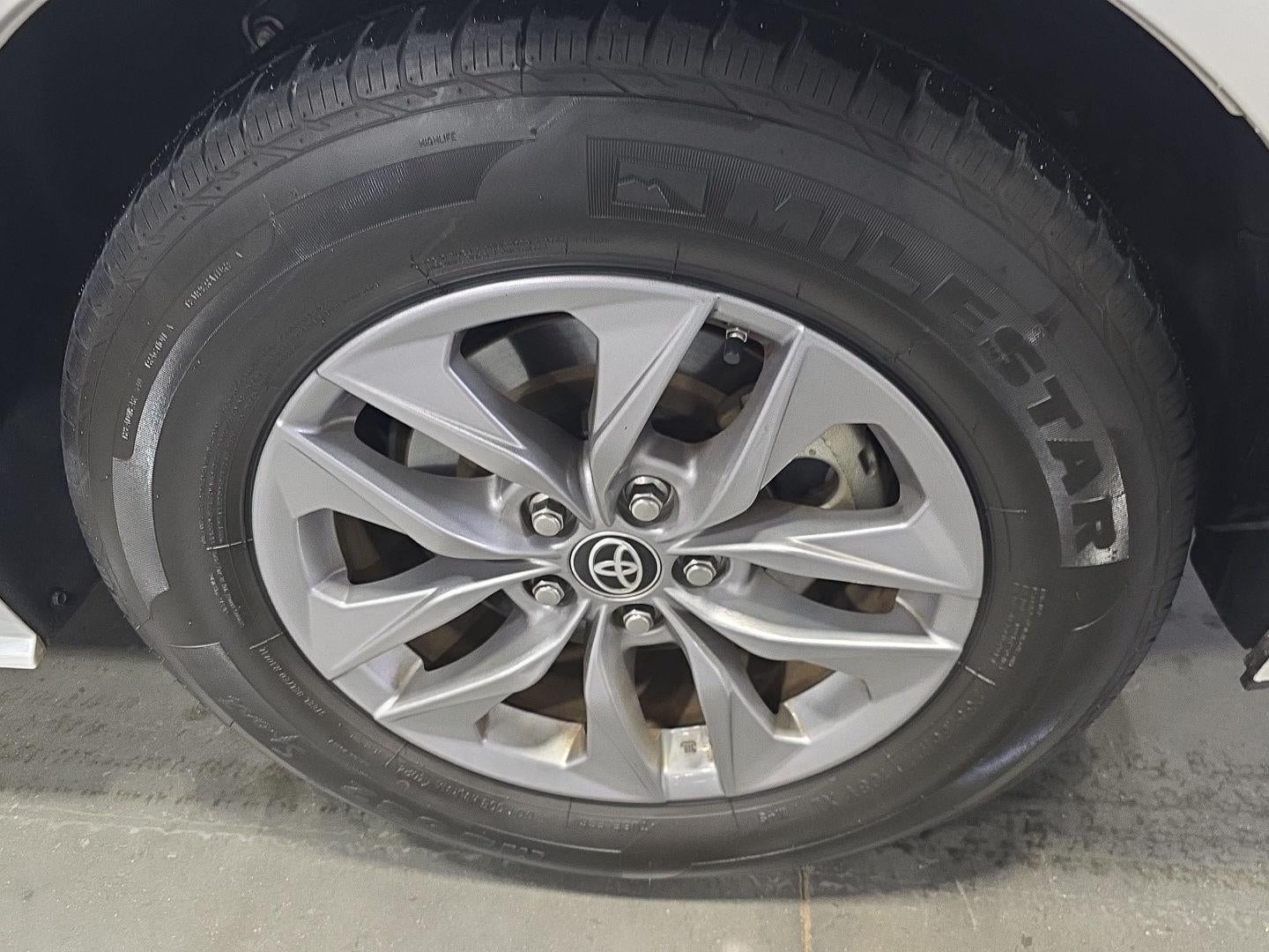 2024 Toyota Sienna XLE