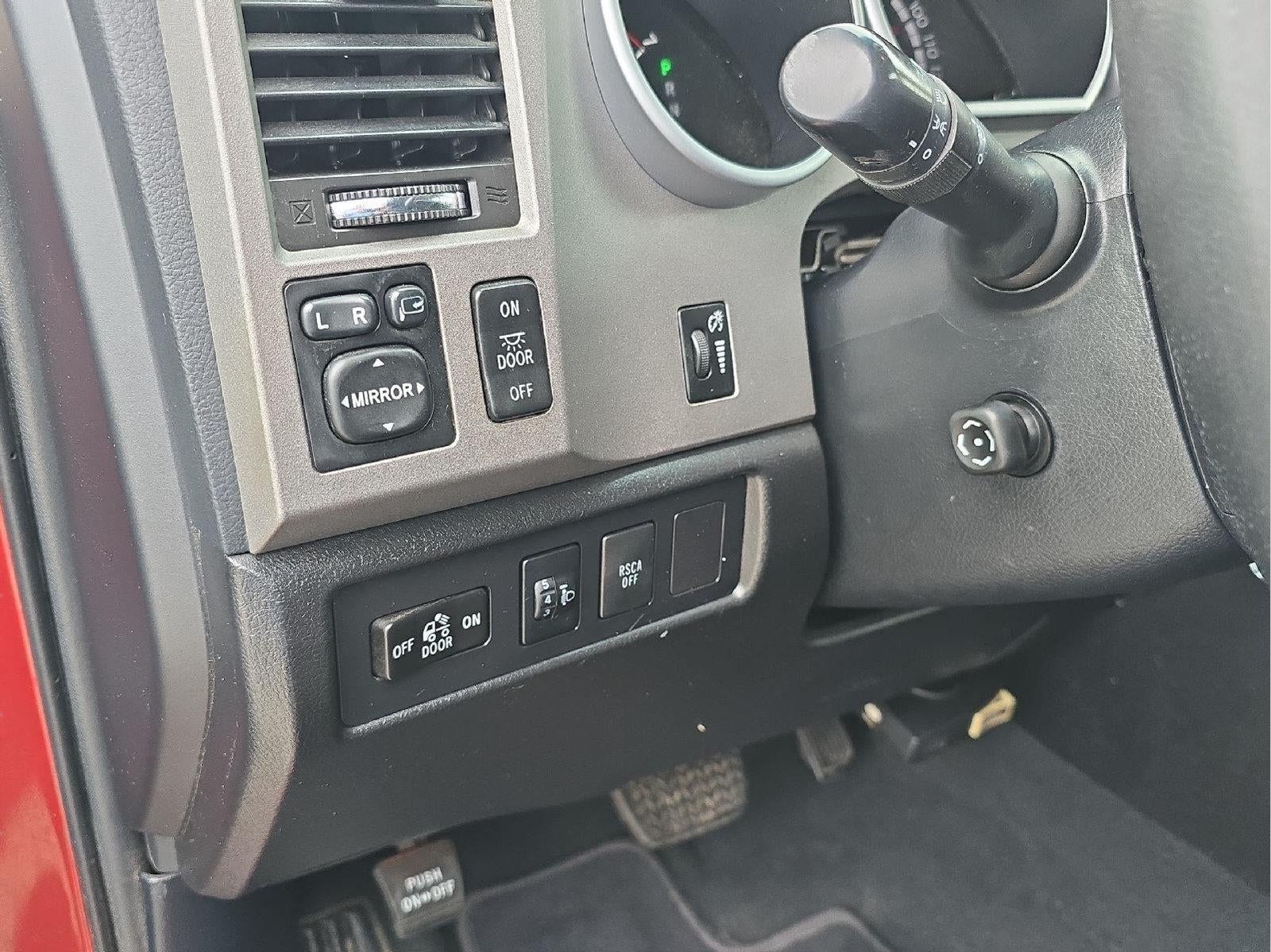 2010 Toyota Tundra Truck LTD