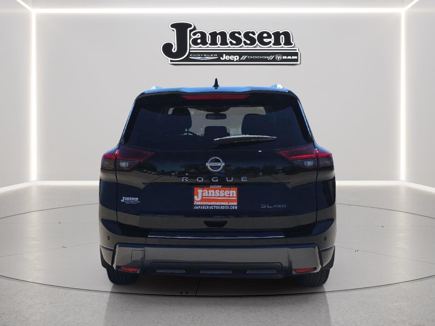 2025 Nissan Rogue SL