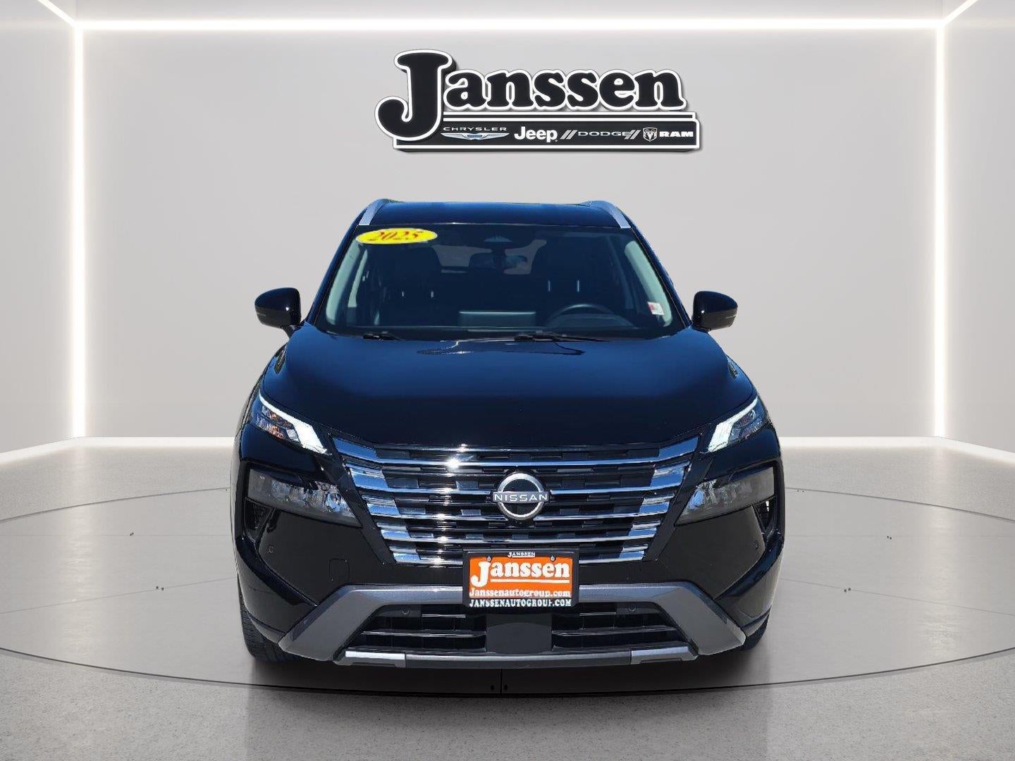 2025 Nissan Rogue SL
