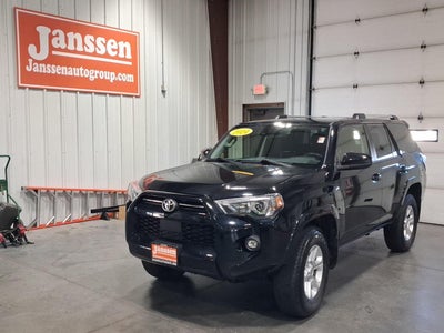 2024 Toyota 4Runner SR5